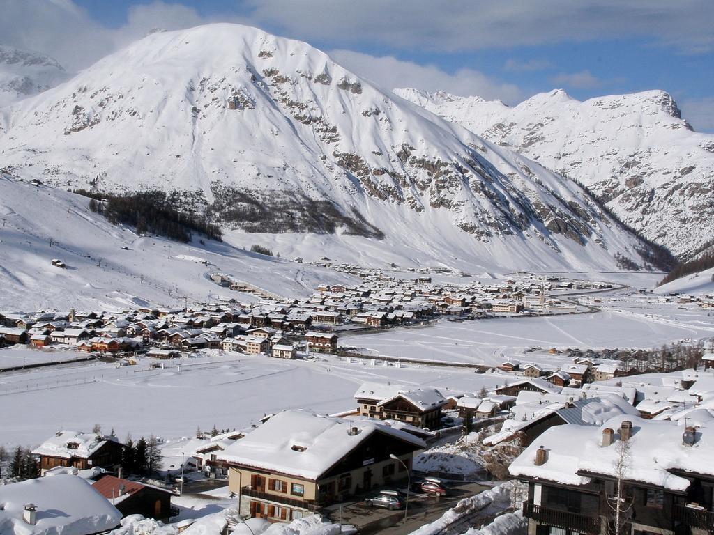 Tranquil Holiday Home In Livigno Italy Near Ski Area Bagian luar foto